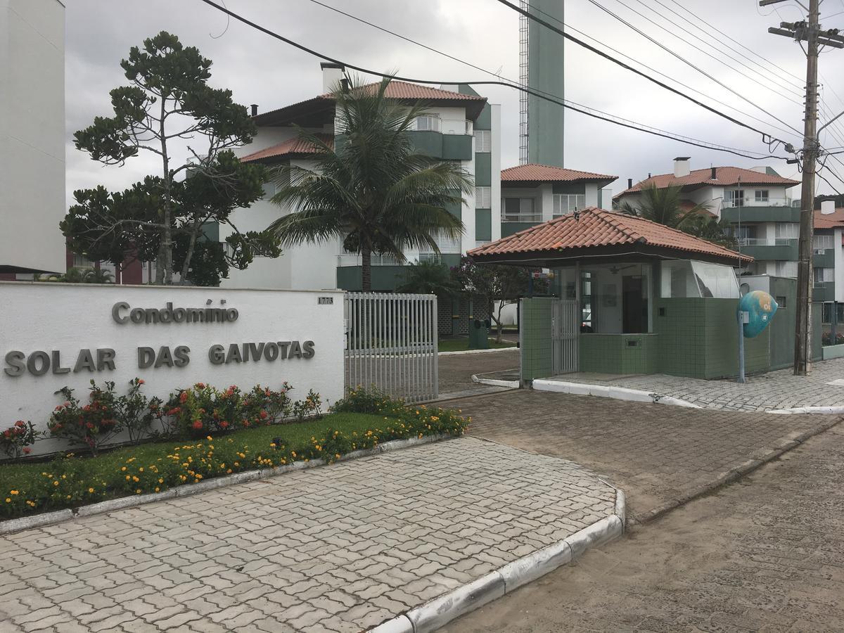 Lindo Apto Na Rua Da Praia Ingleses Florianopolis Ngoại thất bức ảnh